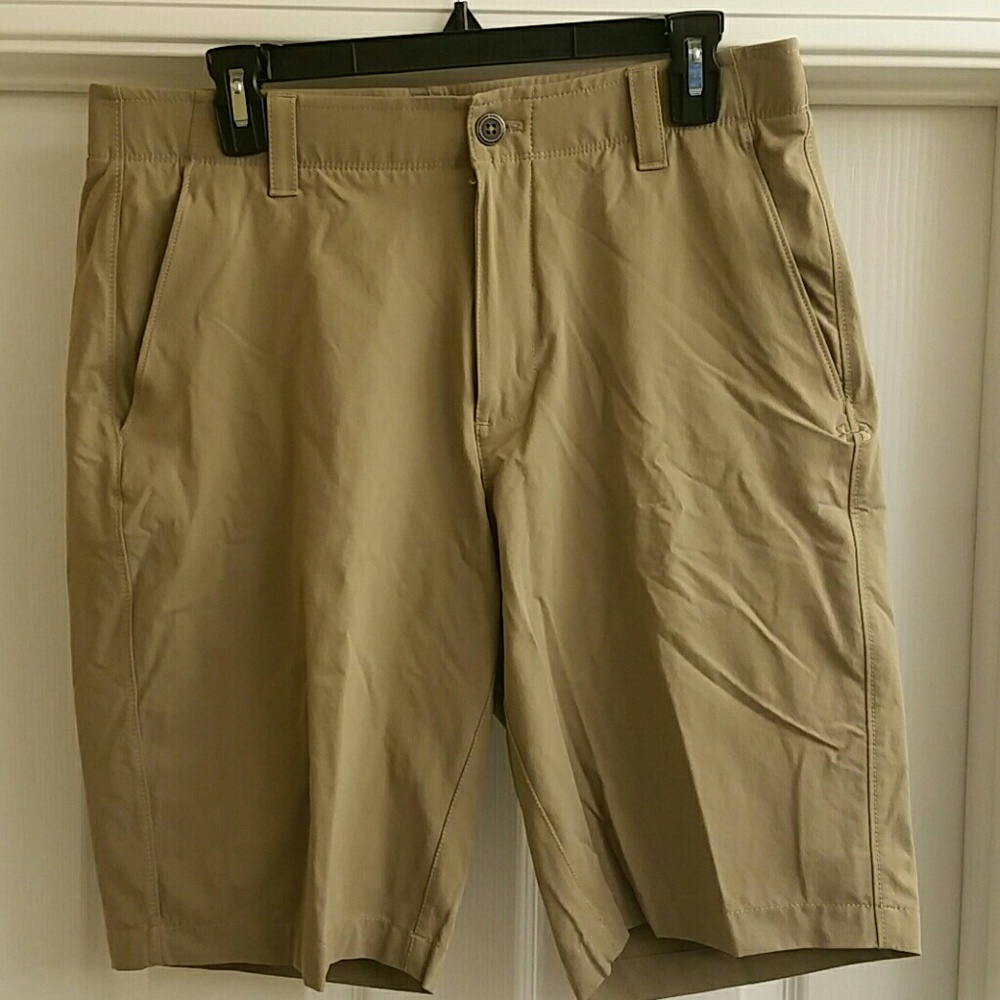 UNDER ARMOUR, SHORTS, WAIST 34, KHAKI